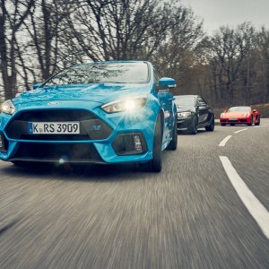 BMW-M2-vs-Ford-Focus-RS-vs-Porsche-718-Boxster-S-22.jpg