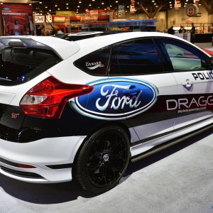 17-ford-focus-st-sema-2013-1.jpg